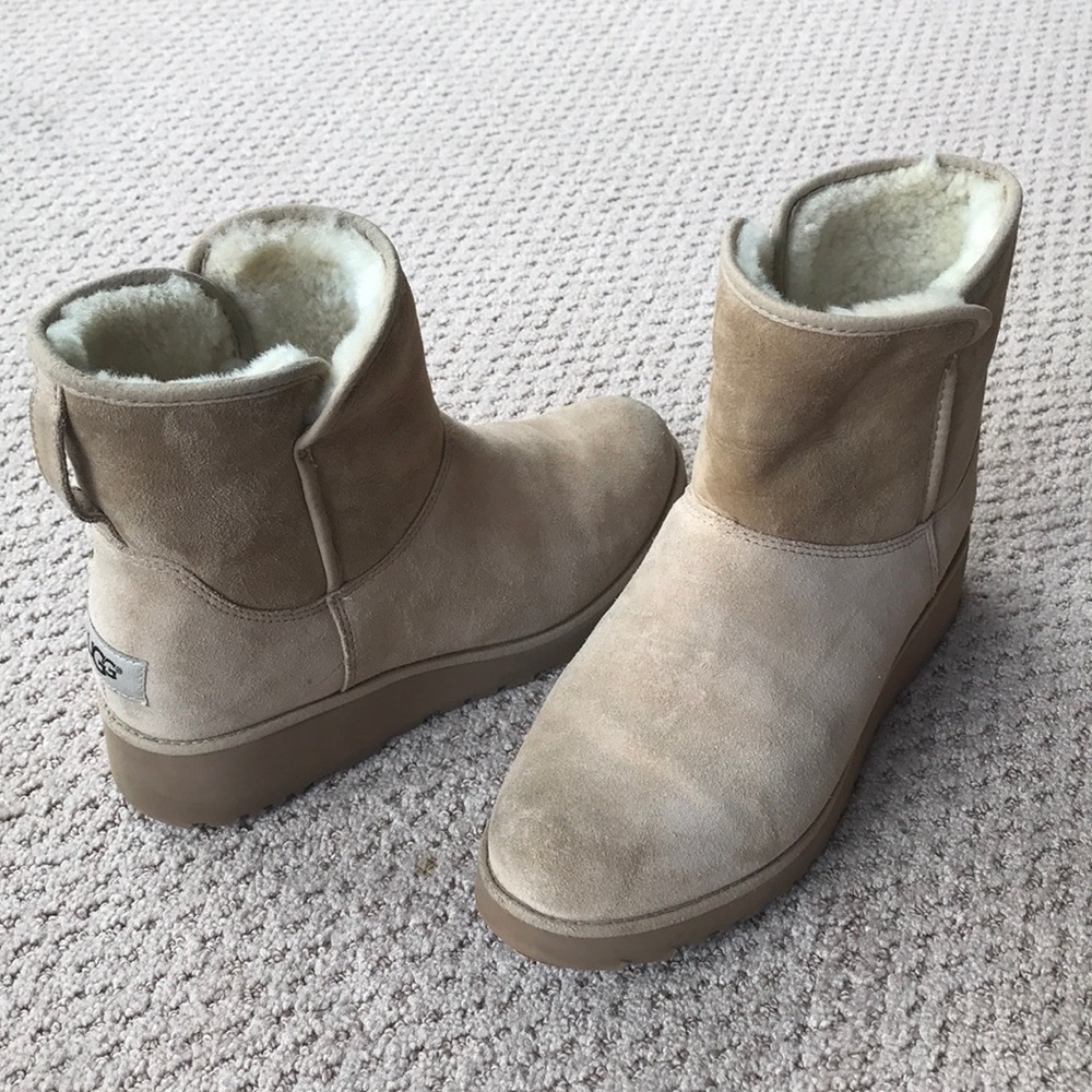 Ugg Kristin wedge boot 8 9